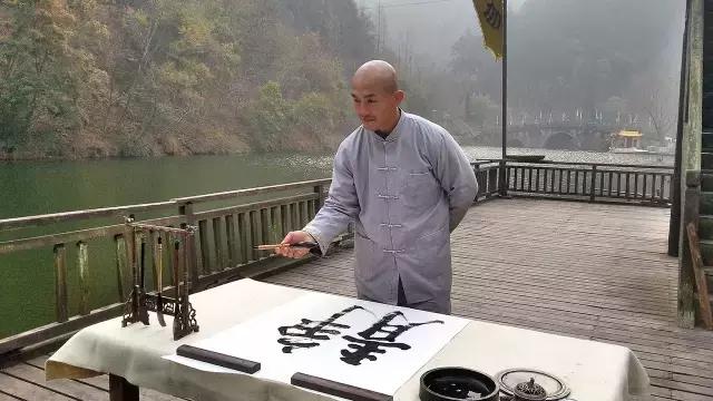 嘲諷世界杯小品_春晚小品嘲諷_諷刺小品春晚大全