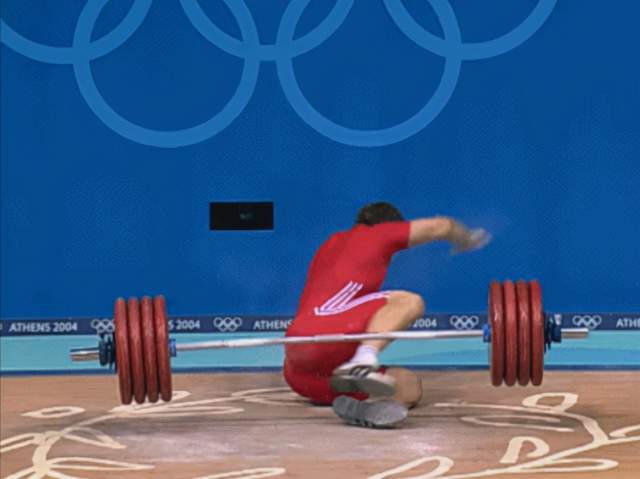 舉重外國小姐姐_外國舉重女選手_外國舉重冠軍亡妻子